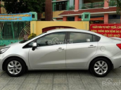 Cần tiền bán Kia Rio 2016, số tự động, màu bạc, mới keng