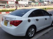 Cần bán xe Chevrolet Cruze LS sản xuất năm 2015, màu trắng