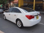 Cần bán xe Chevrolet Cruze LS sản xuất năm 2015, màu trắng