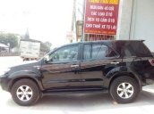 Bán xe Toyota Fortuner năm sản xuất 2007, màu đen, giá tốt 