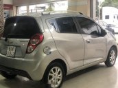 Gia đình bán xe Chevrolet Spark LTZ năm 2015, màu bạc  