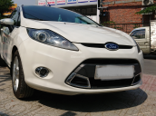 Cần bán xe Ford Fiesta S đời 2012, màu trắng