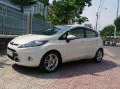 Cần bán xe Ford Fiesta S đời 2012, màu trắng