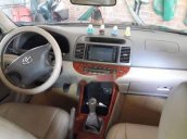 Cần bán xe Toyota Camry đời 2005, 365 triệu