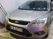 Bán ô tô Ford Focus năm 2011, màu bạc số sàn