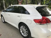 Bán Toyota Venza đời 2009, màu trắng, xe nhập 