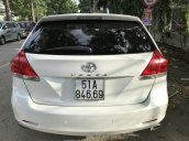 Bán Toyota Venza đời 2009, màu trắng, xe nhập 