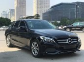 Cần bán Mercedes C200 2.0 AT đời 2016, màu đen