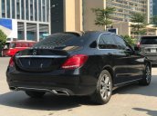 Cần bán Mercedes C200 2.0 AT đời 2016, màu đen