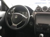 Cần bán Suzuki Vitara 1.6AT sản xuất 2015, màu đen, nhập khẩu xe gia đình