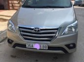 Bán Toyota Innova E đời 2014, màu vàng cát