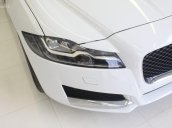 Cần bán giá xe Jaguar XF Prestige 2.0, màu trắng, bảo hành, hotline 0932222253