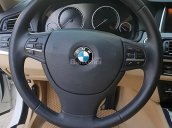 Bán ô tô BMW 5 Series 520i năm 2014, màu trắng số tự động