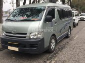 Cần bán Toyota Hiace 2009 số sàn, máy dầu, 16 chỗ, màu xám bạc