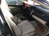 Bán Camry 2.0E màu đen 2013, giá còn thương lượng