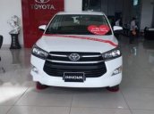 Cần bán Toyota Innova 2.0E năm 2018, màu trắng