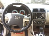 Cần bán Toyota Corolla altis 1.8AT đời 2014, màu đen