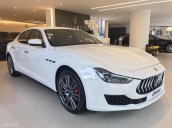 Bán xe Maserati Ghibli chính hãng 2018, màu trắng. LH: 0978877754, hỗ trợ tư vấn