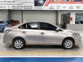 Bán xe Toyota Vios 1.5MT sản xuất 2017, màu vàng nâu