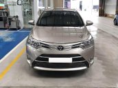 Bán xe Toyota Vios 1.5MT sản xuất 2017, màu vàng nâu