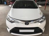 Kẹt tiền bán xe Vios 2017 màu trắng tự động, xe đăng kí lăn bánh 2018