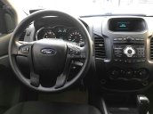 Bán Ford Ranger sản xuất năm 2016, màu vàng, nhập khẩu nguyên chiếc