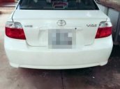 Cần bán lại xe Toyota Vios năm 2003, màu trắng giá cạnh tranh