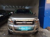 Bán Ford Ranger XLS 2.2 AT đời 2016, màu vàng, nhập khẩu nguyên chiếc