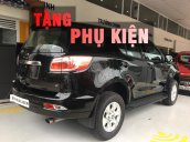 Giá xe Trailblazer 7 chỗ, khuyến mãi tháng 11 - Trailblazer màu đen số tự động 1 cầu