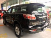 Giá xe Trailblazer 7 chỗ, khuyến mãi tháng 11 - Trailblazer màu đen số tự động 1 cầu