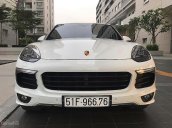 Cần bán Porsche Cayenne năm sản xuất 2016, màu trắng, nhập khẩu như mới