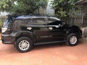 Bán Toyota Fortuner năm sản xuất 2012, màu đen còn mới