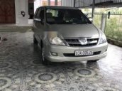 Cần bán xe Toyota Innova G đời 2006, màu bạc xe gia đình, 345tr