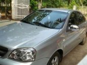 Cần bán xe Chevrolet Lacetti sản xuất năm 2011, màu bạc, xe nhập