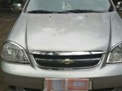 Cần bán xe Chevrolet Lacetti sản xuất năm 2011, màu bạc, xe nhập