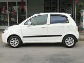 Cần bán Chevrolet Spark sản xuất 2009, màu trắng, xe nhập chính chủ