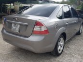 Cần bán lại xe Ford Focus 1.8 MT đời 2011, màu xám như mới