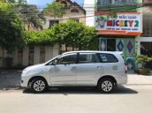 Cần bán lại xe Toyota Innova G đời 2012, màu bạc