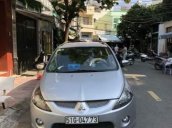 Cần bán gấp Mitsubishi Grandis đời 2005, màu bạc số tự động