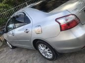 Bán Toyota Vios 2010, màu bạc  