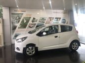 Bán Chevrolet Spark sản xuất 2018, màu trắng