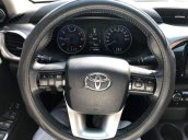 Bán xe Toyota Hilux sản xuất năm 2016, màu đen, nhập khẩu