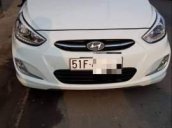 Bán Hyundai Accent đời 2016, màu trắng, xe đang còn mới, nội thất đầy đủ