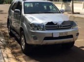 Cần bán Toyota Fortuner năm 2009, màu bạc chính chủ 