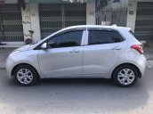 Cần bán gấp Hyundai Grand i10 MT sản xuất 2016, màu bạc, xe đẹp