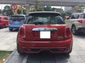 Bán Mini Cooper 2015 màu đỏ, 3 cửa, nhập khẩu Anh, chạy lướt 18.000 km