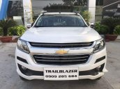 Bán xe Chevrolet Trailblazer SX 2018, màu trắng, xe nhập