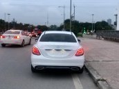 Mercedes C200 model 2017 màu trắng, đẹp xuất sắc