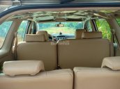 Cần bán Toyota Innova G đời 2011, màu bạc