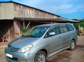 Cần bán Toyota Innova G đời 2011, màu bạc